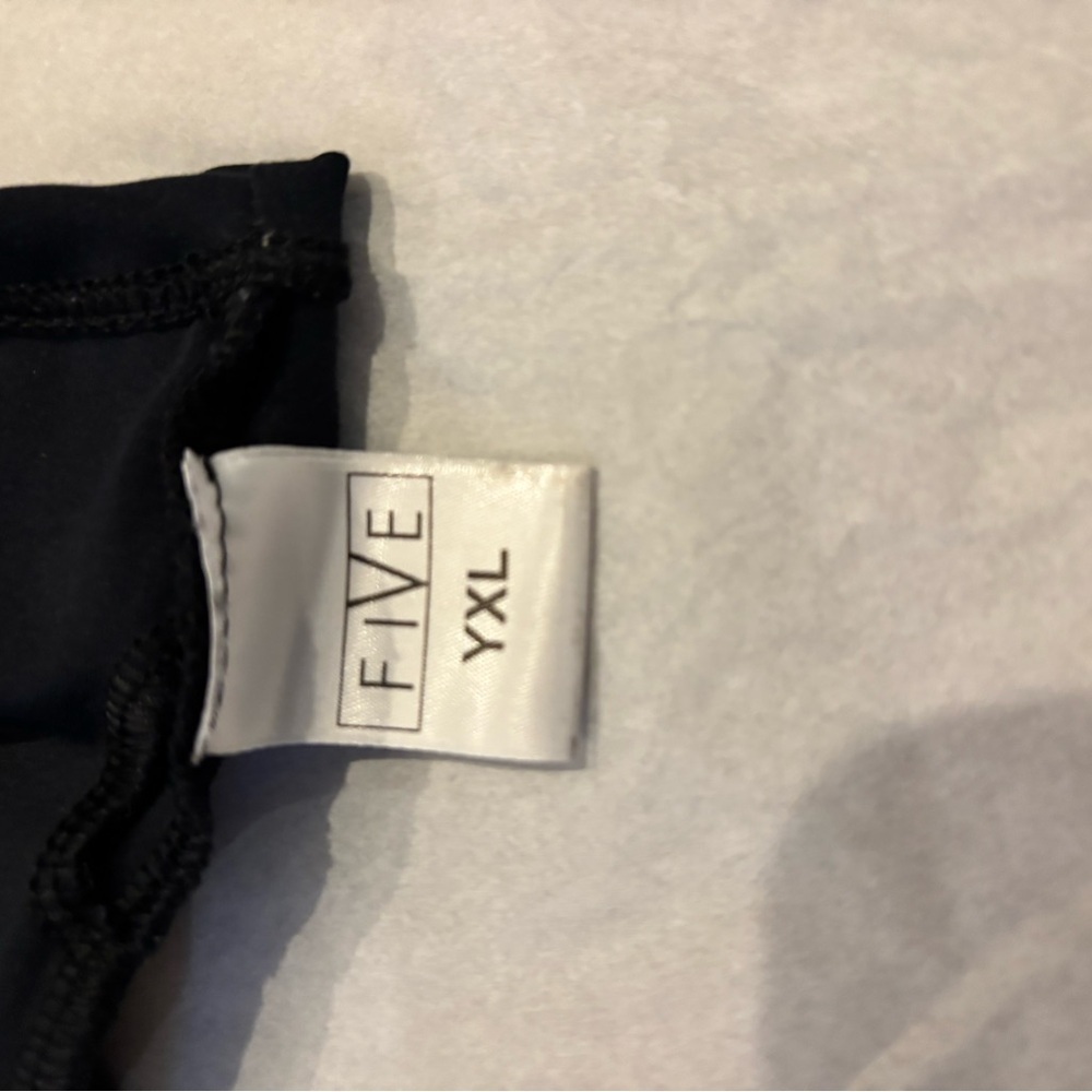 Black Strap bralette or bandeau Top - youth xl - Picture 3 of 4